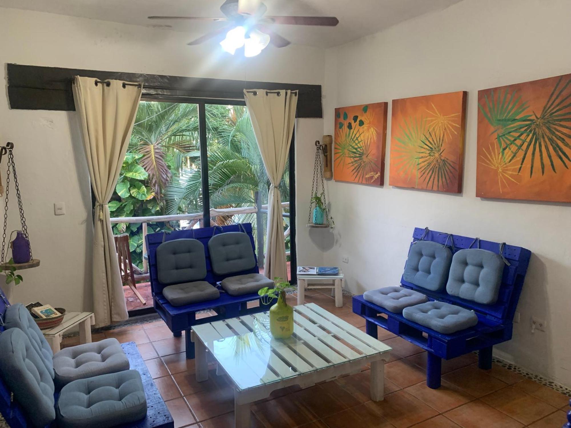 Casa Caribe Канкун Экстерьер фото Living room with a view of the ocean