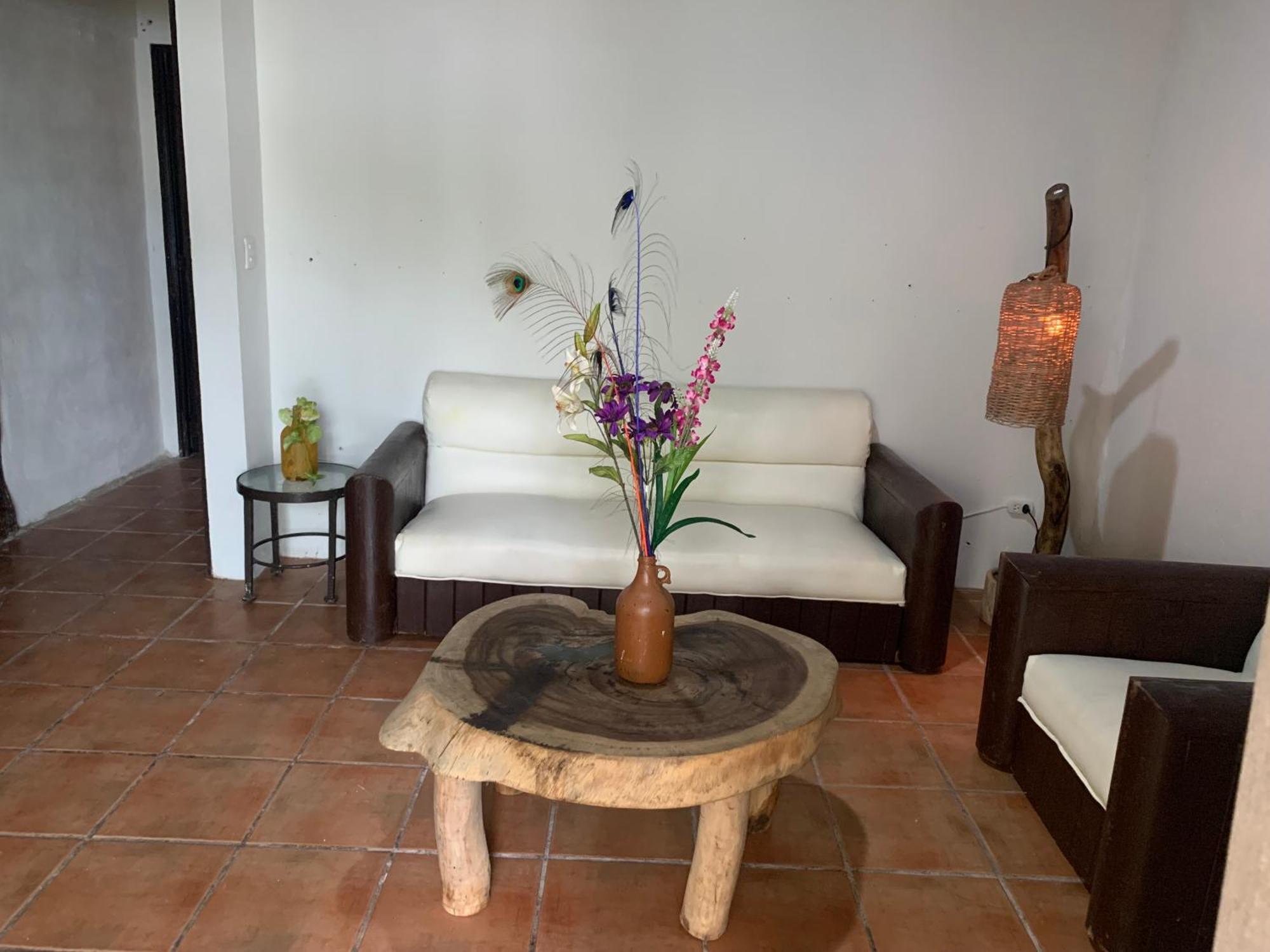 Casa Caribe Канкун Экстерьер фото A living room in a typical house in the community